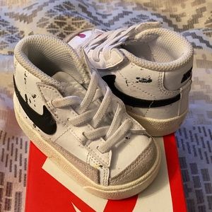 Nike Blazer MID ‘77